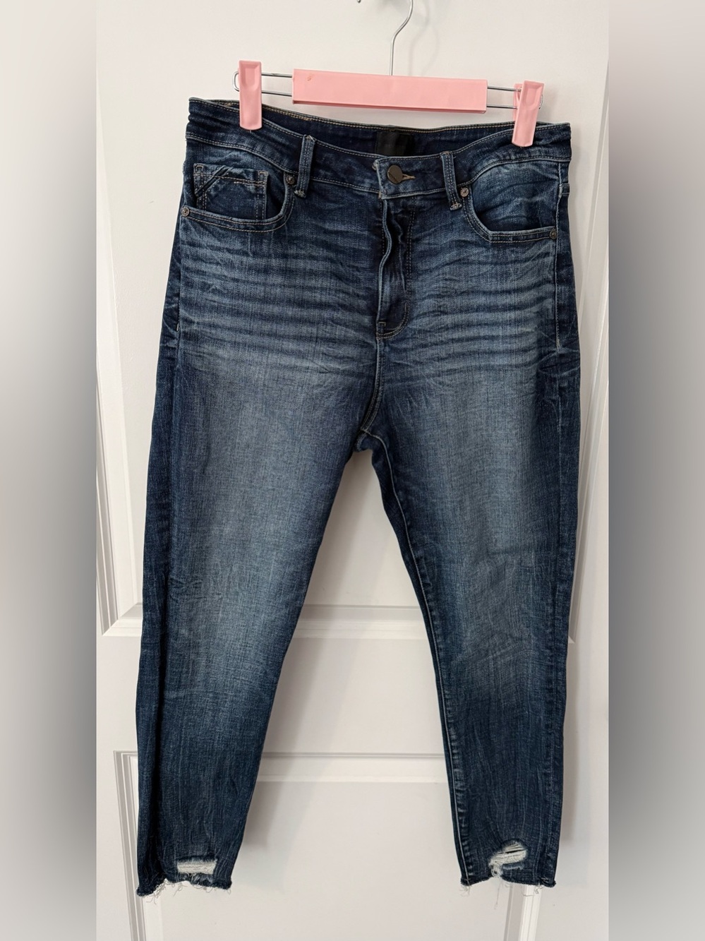 Buckle Black Cropped Ankle Jeans